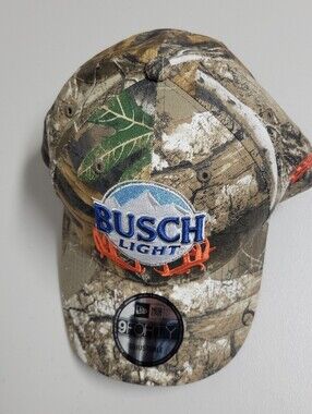 New Era 9forty NWT Realtree Camo Busch Light Hat.